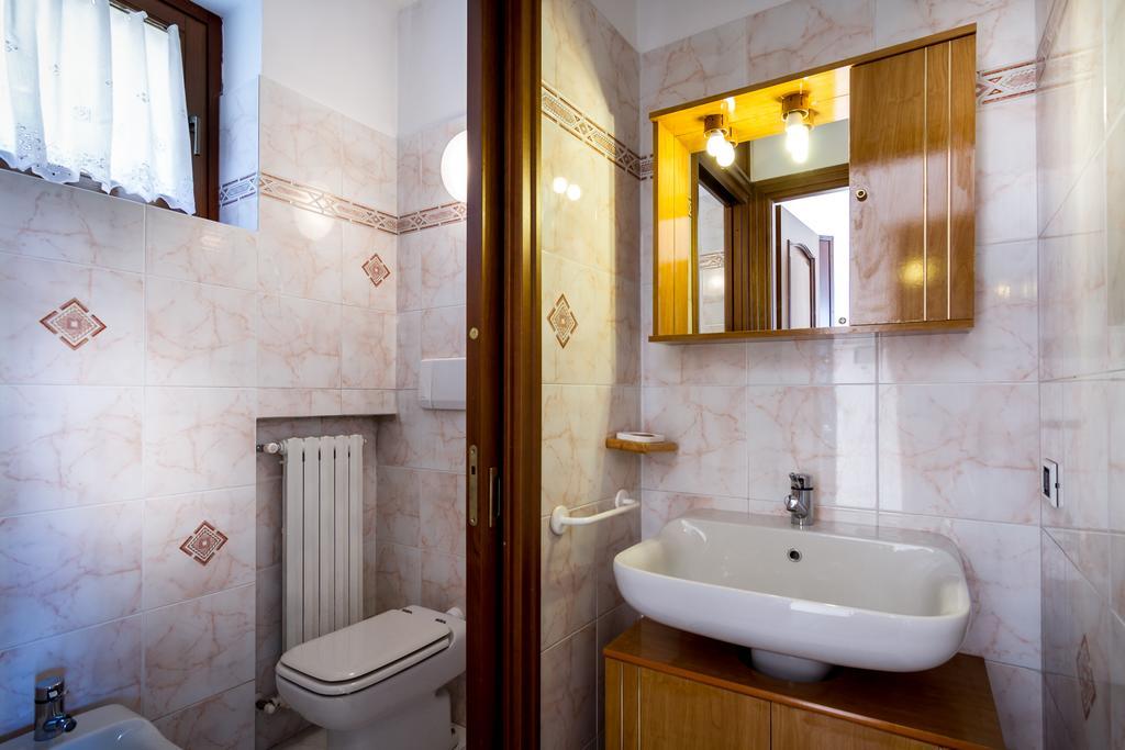 Villino Miralago Torno Szoba fotó